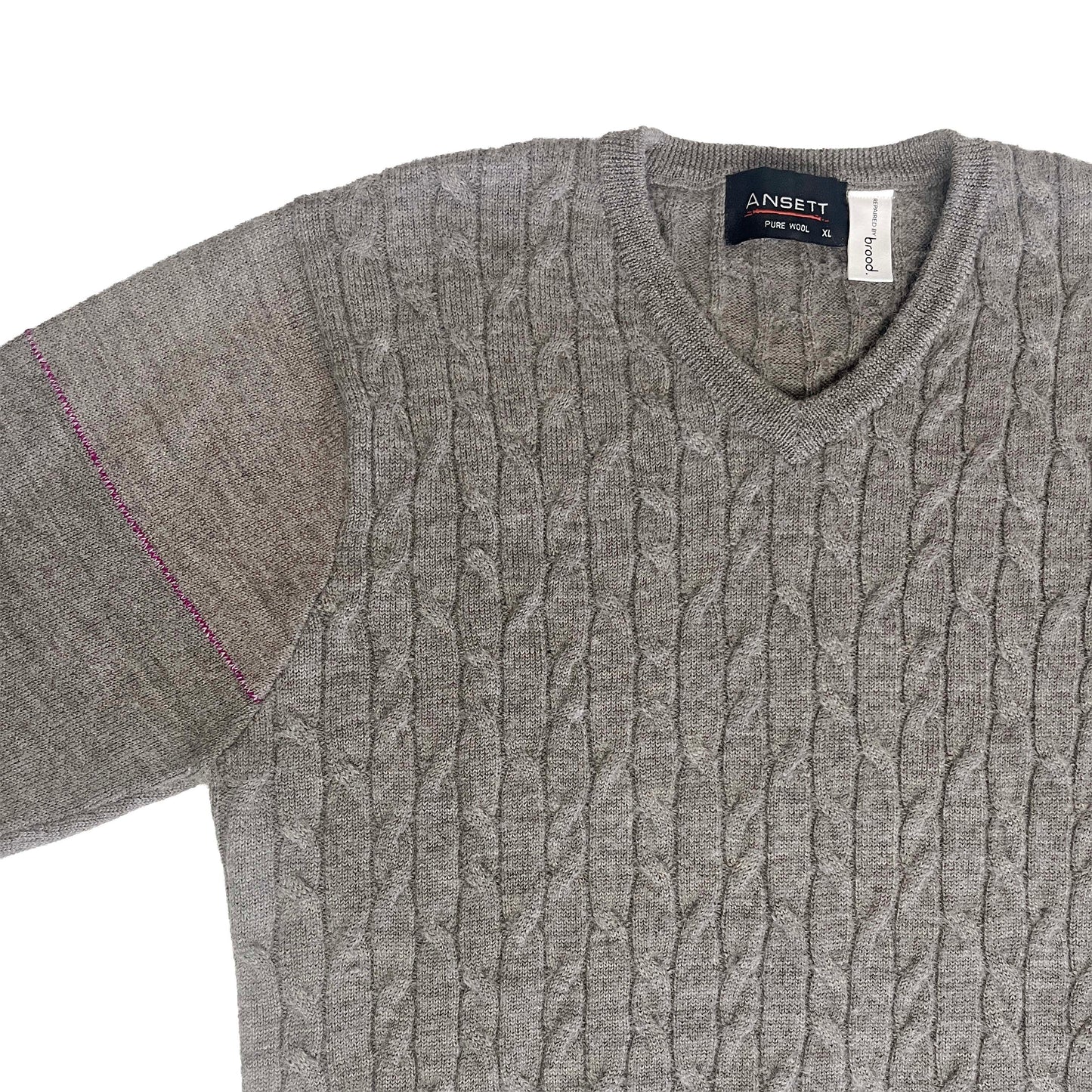 Ansett, Cable V-Neck Jumper